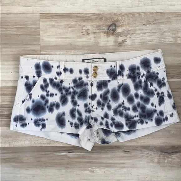 ❤️ Abercrombie tie dyed button zip shorts