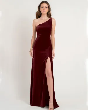 2021 Elegant One Shoulder Bridesmaid Dresses Split Side Soft Velvet Party Dress for Bridesmaids