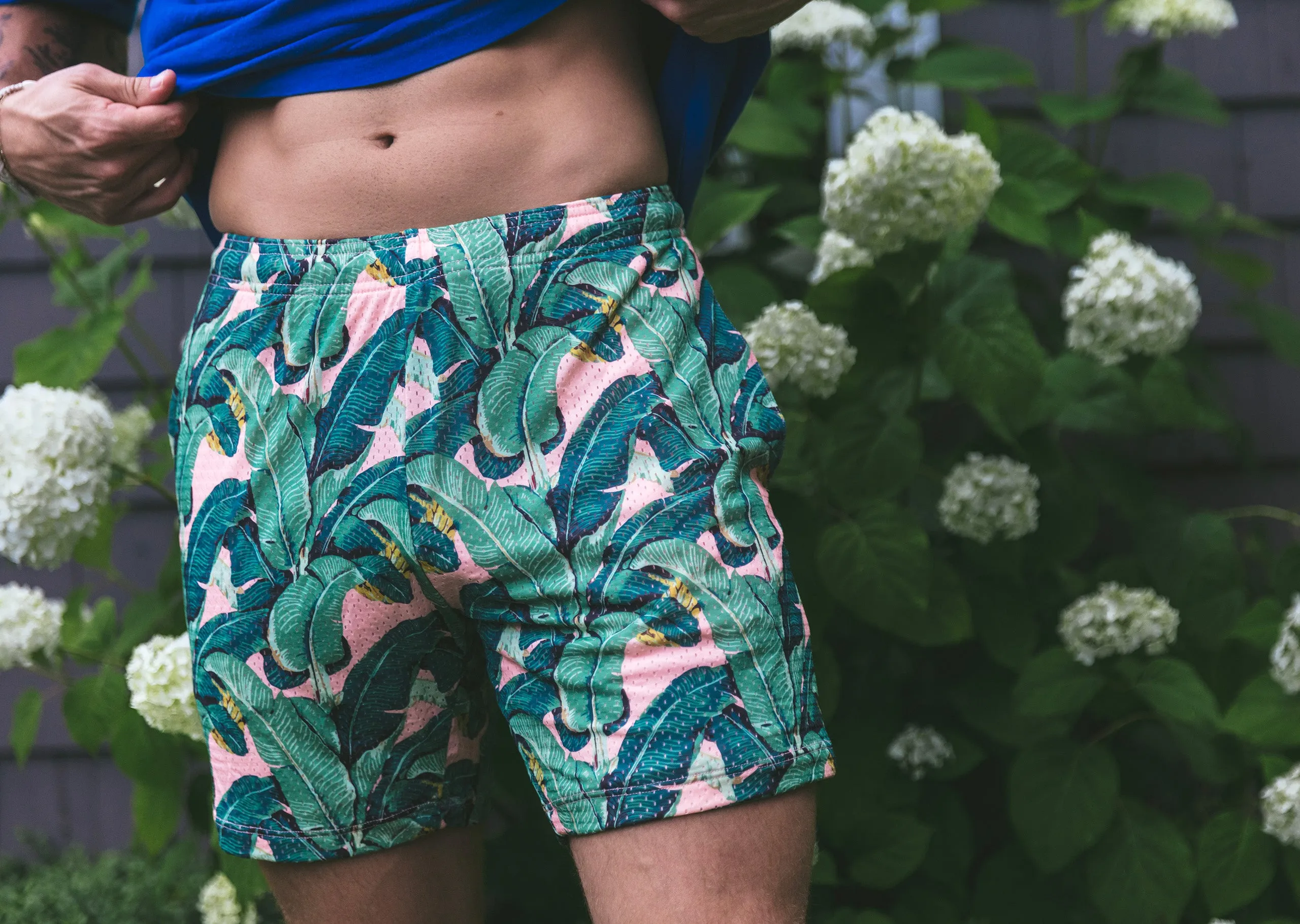 6" Pocket Lounge Short ~ Pink Palms