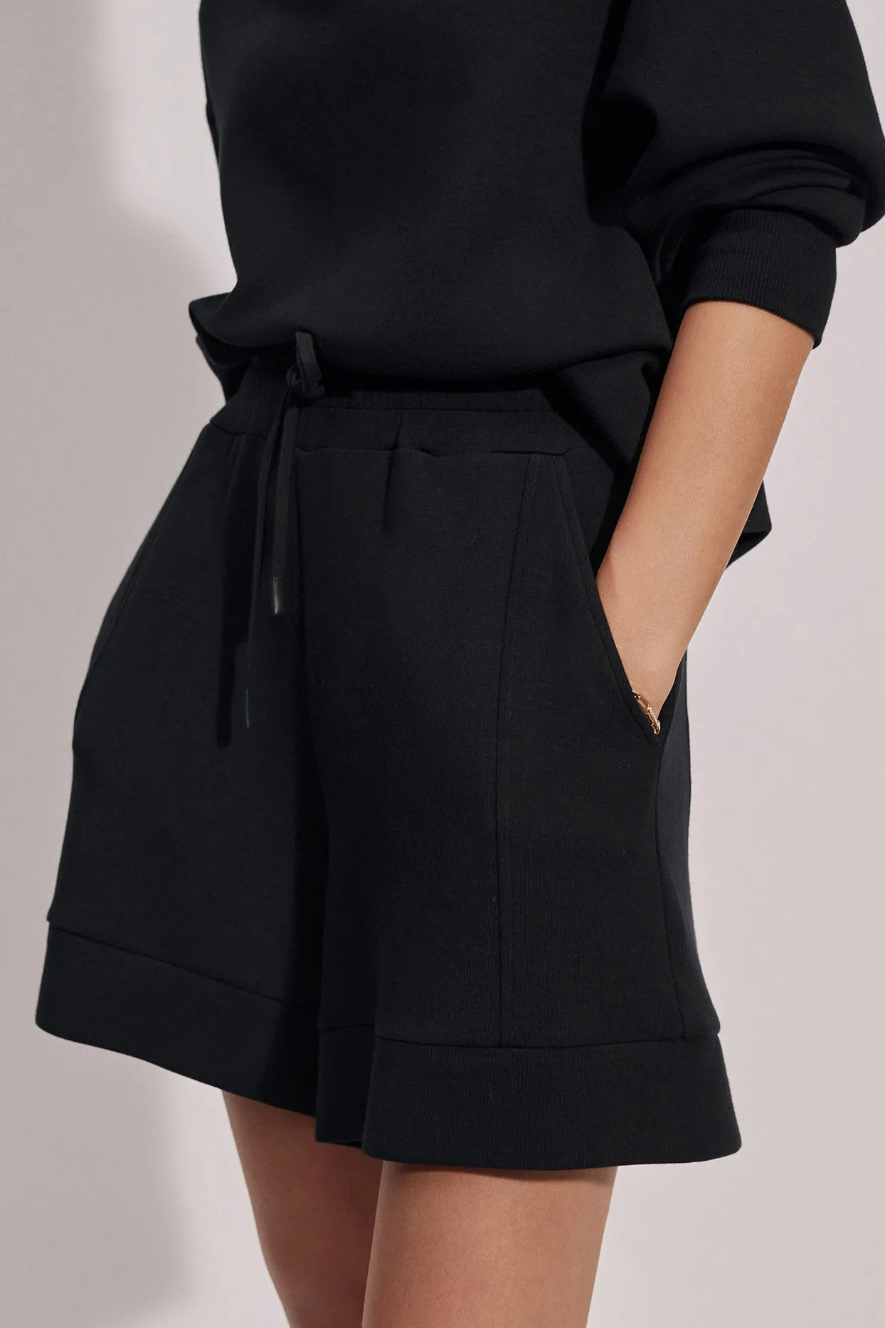 Alder Short