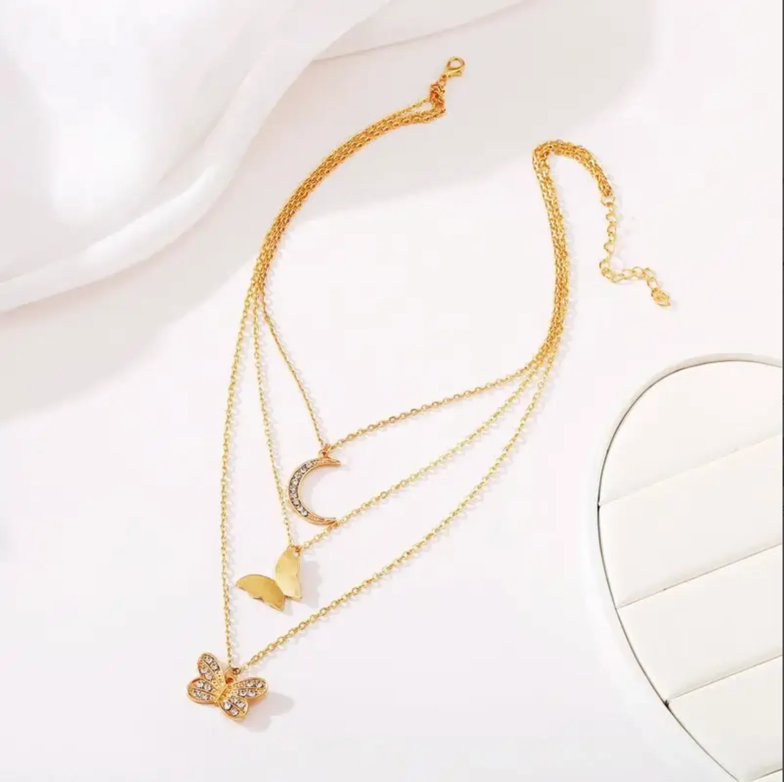 ASTRID NECKLACE