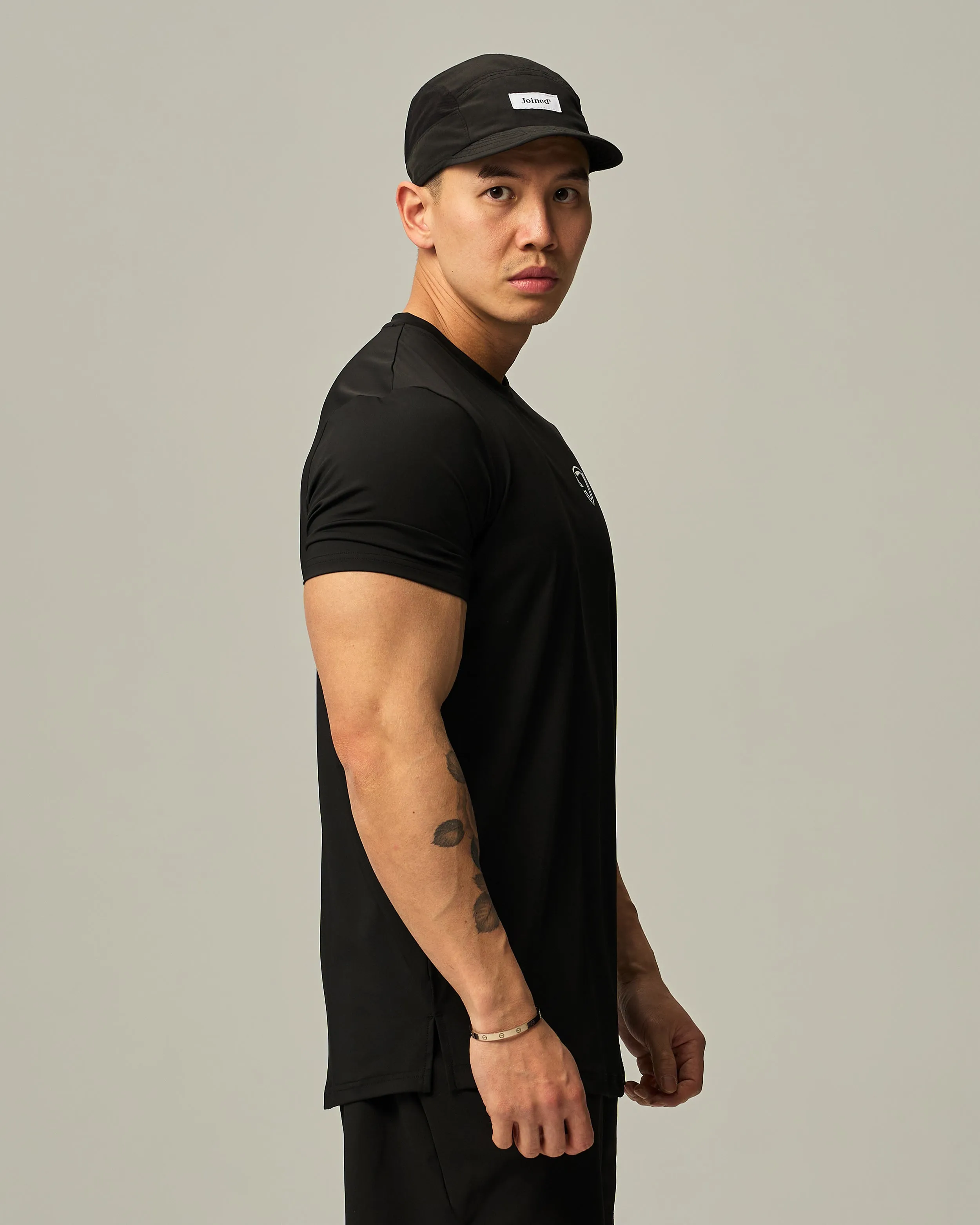 Badge Train Muscle Tee