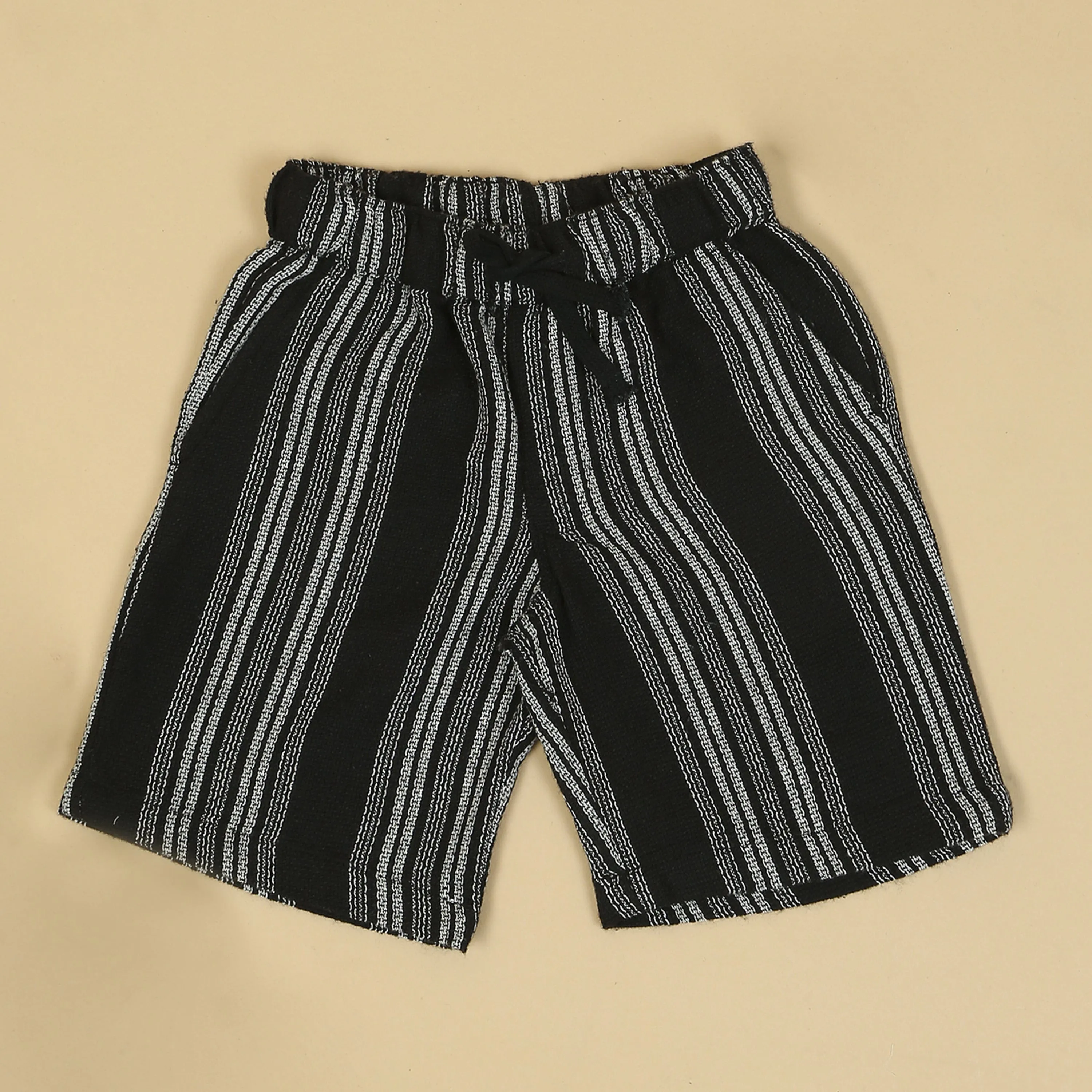 Boys Textured Short Black White