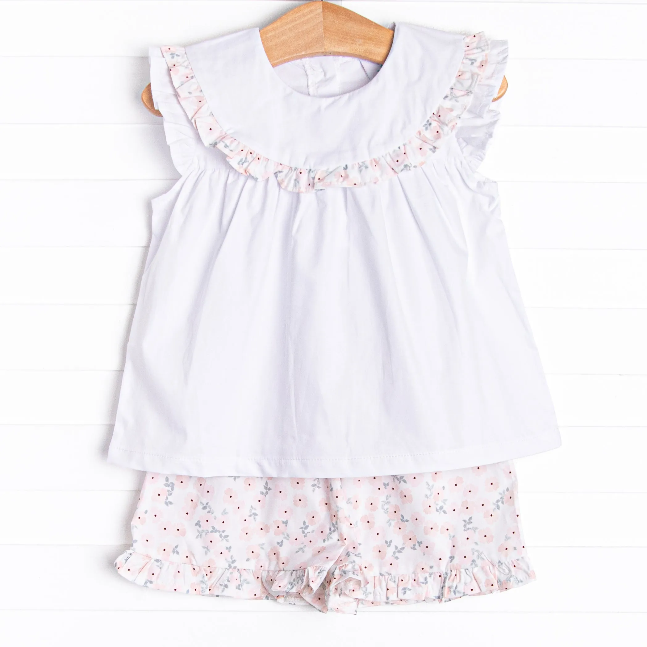 Countryside Carnations Ruffle Short Set, Pink