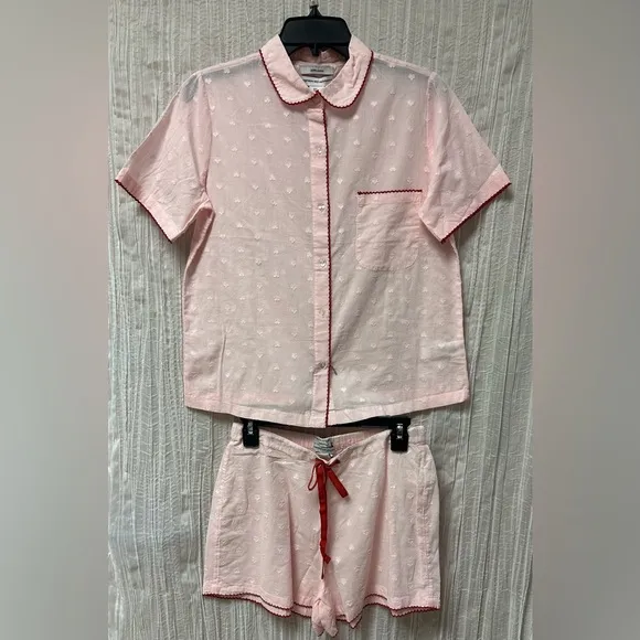 cupcakes and cashmere Pink Red Swiss Heart Crochet Trim Cotton Shorty PJ Set