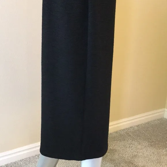 CUT LOOSE | Textured Midi Skirt