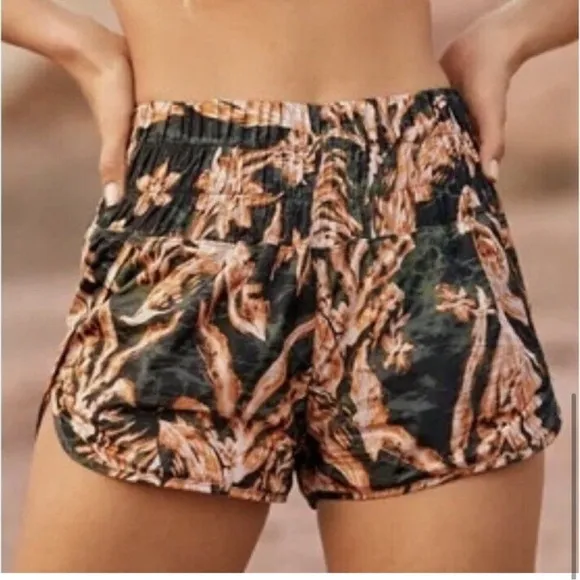 FREE PEOPLE Movement The Way Home Printed Shorts in Black Combo Sz S