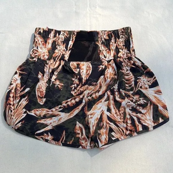 FREE PEOPLE Movement The Way Home Printed Shorts in Black Combo Sz S