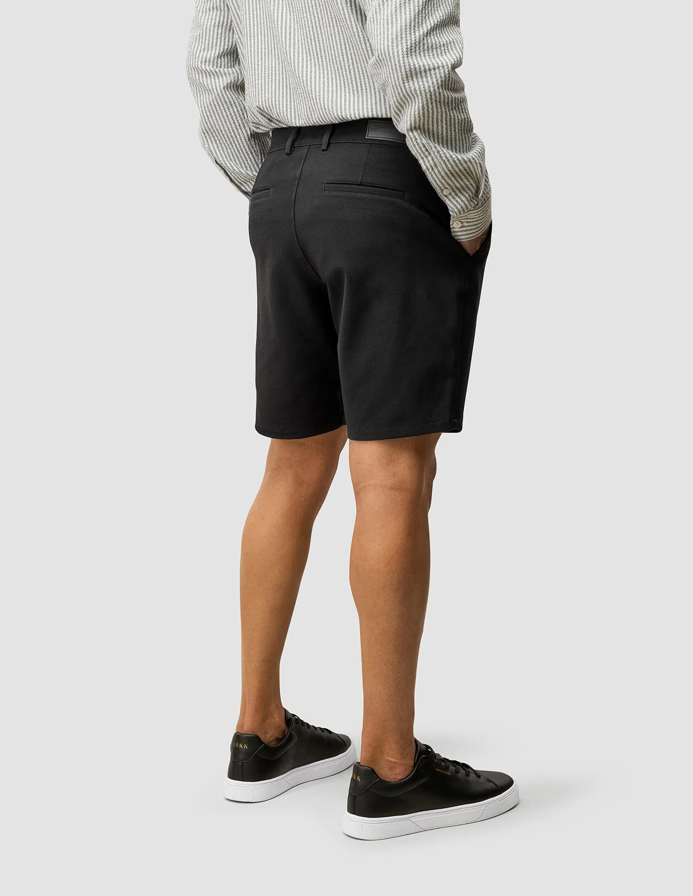 GEN2 Shorts Black