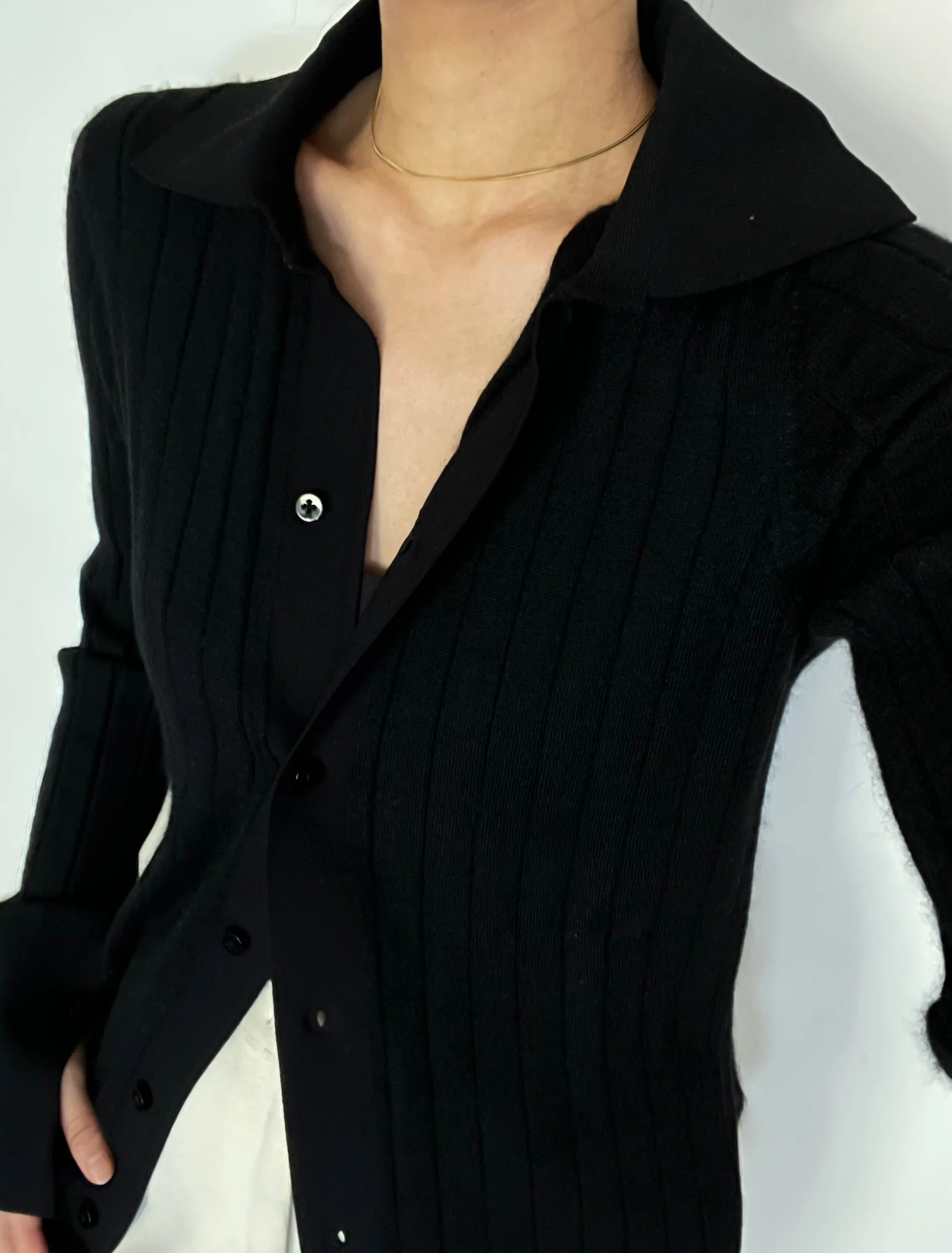 GISELLE RELAXING SHIRT IN BLACK