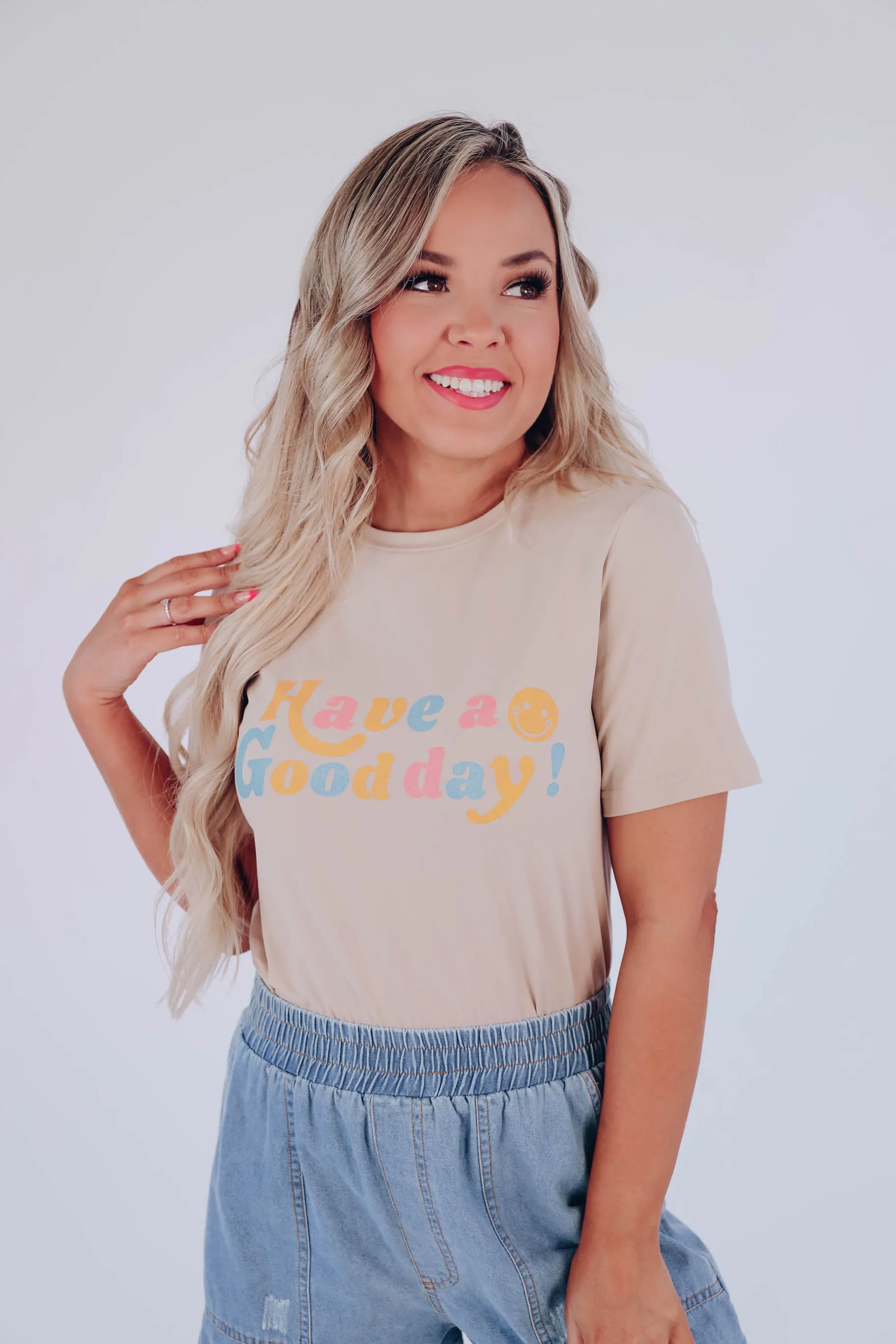 Havin' A Good Day Graphic Tee