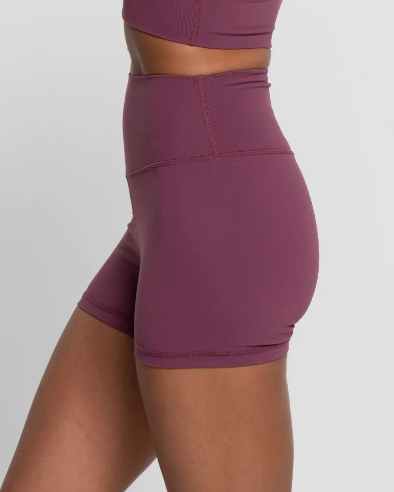 Hi-Rise Short - Merlot