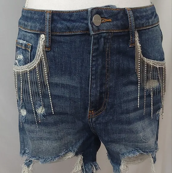 HIGH RISE RHINESTONE SHORTS Risen
