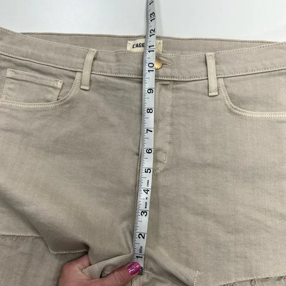 L'Agence Audrey Cut Off Cotton Shorts in Biscuit Mid Rise Size 31” Waist Beige