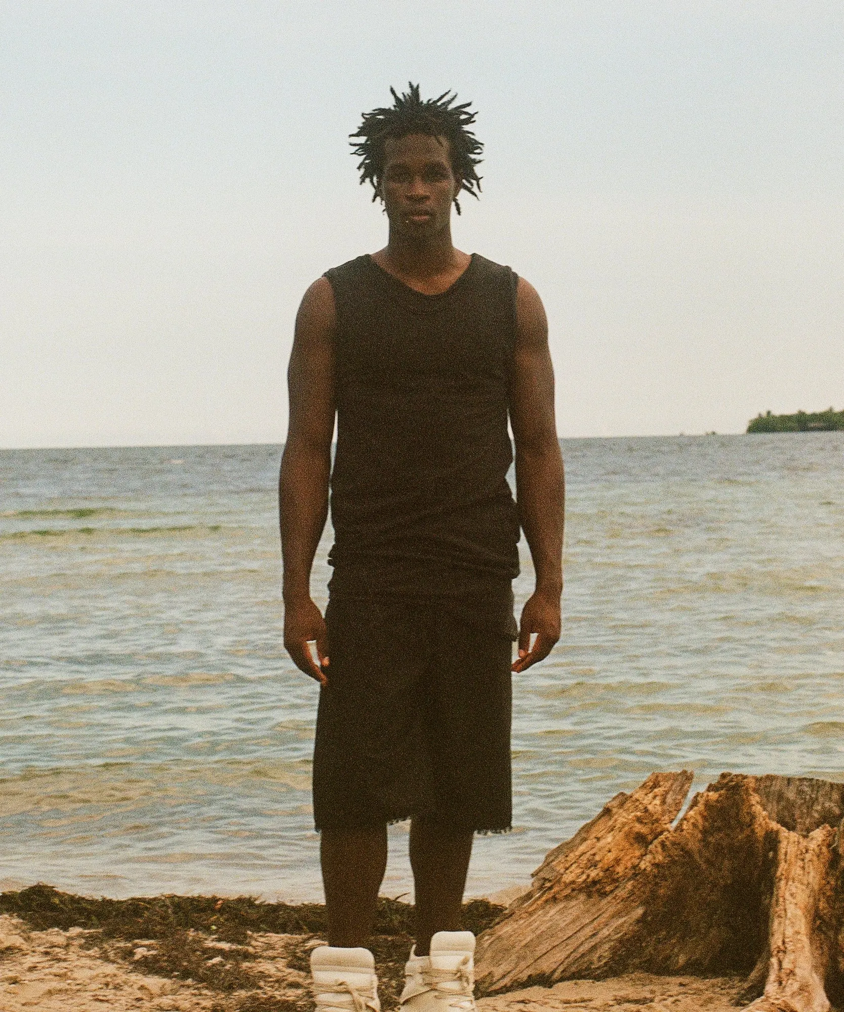 LAYERED TANK, BLACK