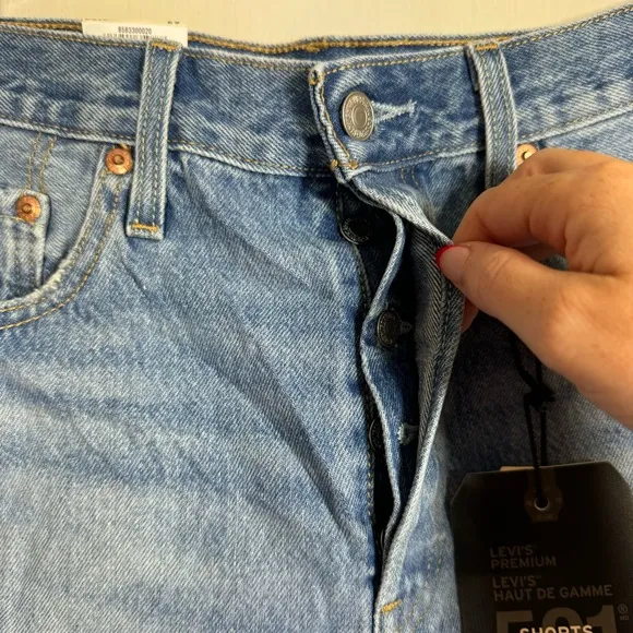 Levi’s 501 Mid Thigh Raw Hem Cut Off Short Jorts - Luxor Street
