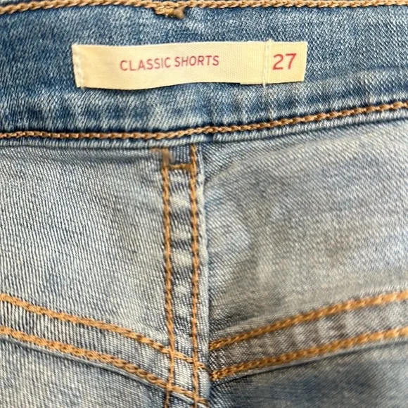 LEVIS BLUE CLASSIC SHORTS WITH DESIGN ZIP FLY BOHO SIZE 27