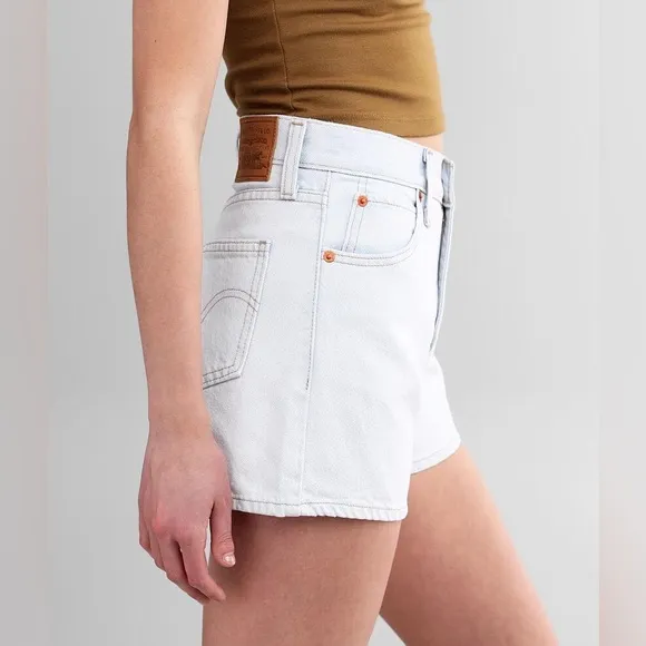 LEVI’s PREMIUM Wide-leg High-Rise Shorts
