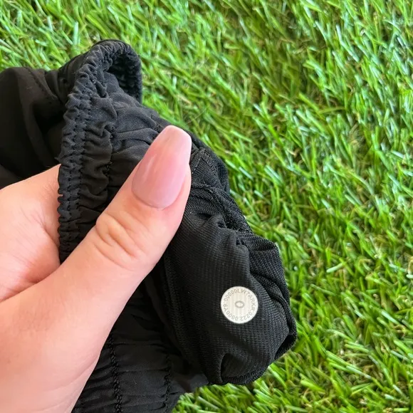Lululemon Hotty Hot Shorts 2.5” Inseam • NWOT
