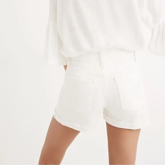 Madewell High-Rise Denim Shorts in Tile White