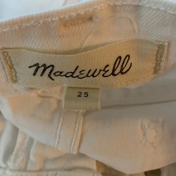 Madewell High-Rise Denim Shorts in Tile White