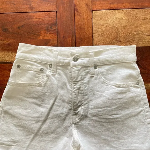 Madewell High-Rise Denim Shorts in Tile White