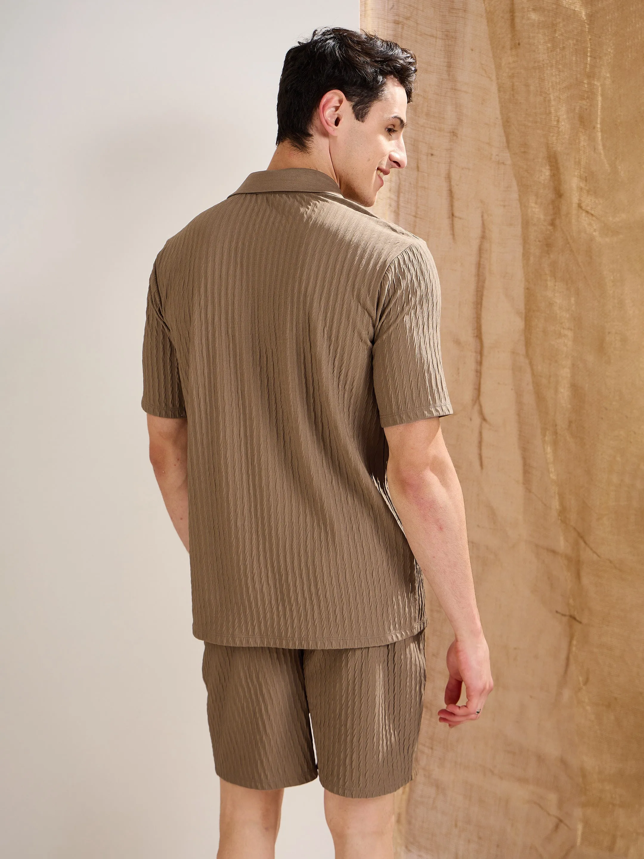 Men Beige Textured Relax Fit Shorts
