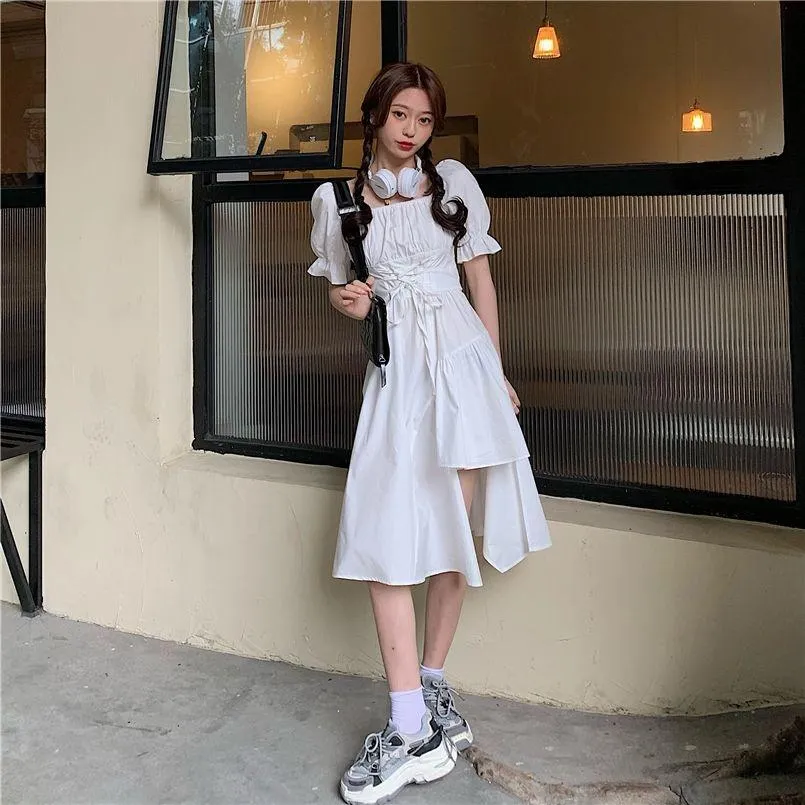 New Mini Design Irregular Bubble Sleeve Small Black Skirt