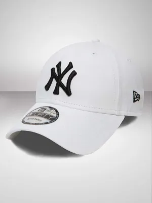 New York Yankees Essential White 9FORTY Cap - New Era