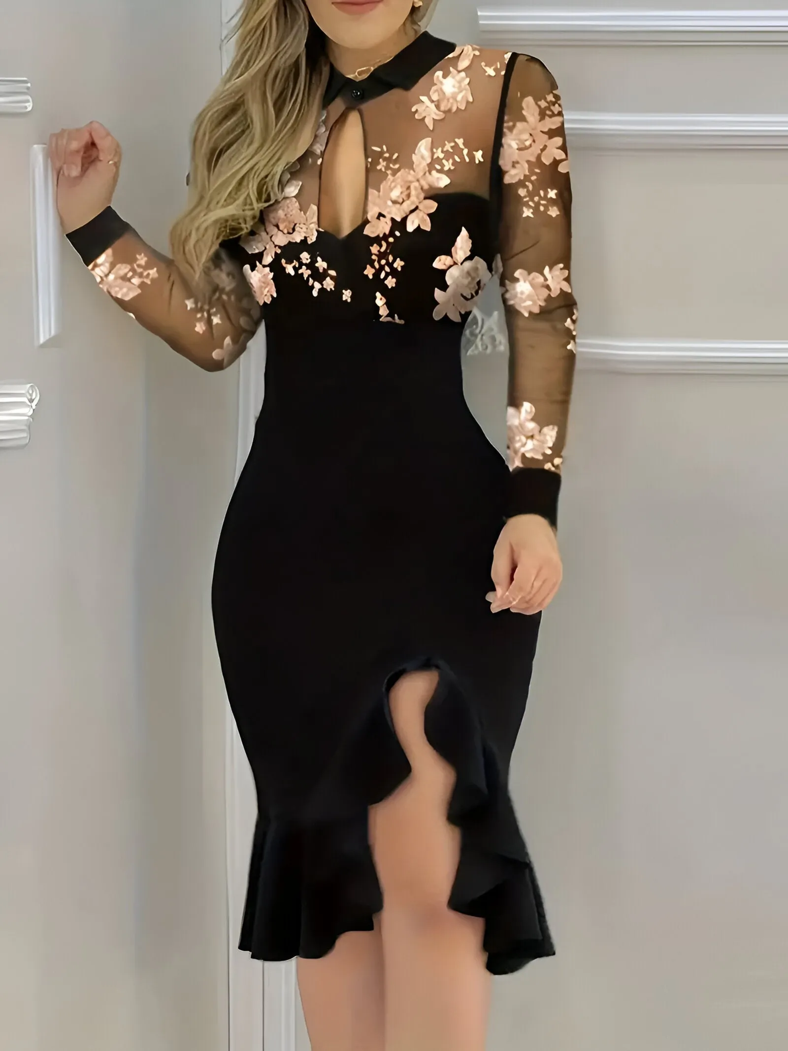 Nisa | Elegant bodycon dress with flowers