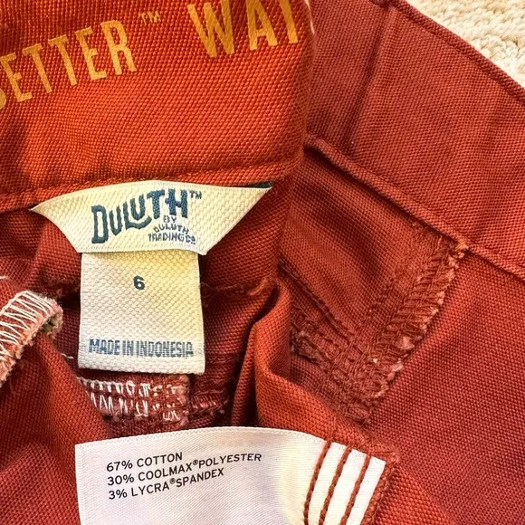 NWOT Duluth Trading Co Women’s DuluthFlex Fire Hose COOLMAX 11&quot; Shorts Red Siz 6
