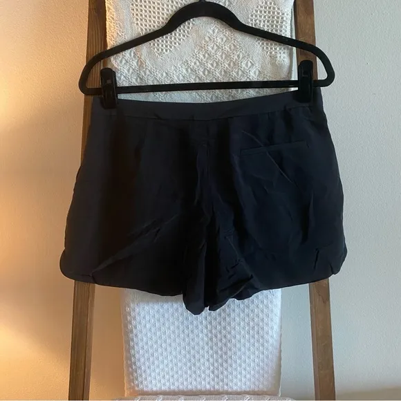 NWOT Vince black 100% silk classic shorts