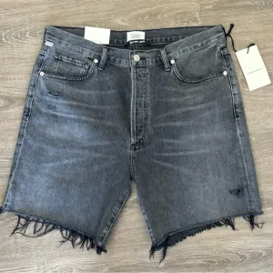 NWT Citizens of Humanity &quot;Camilla&quot; Frayed Hem Shorts in Karma, sz 31
