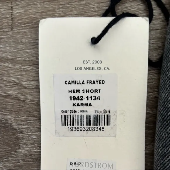 NWT Citizens of Humanity &quot;Camilla&quot; Frayed Hem Shorts in Karma, sz 31