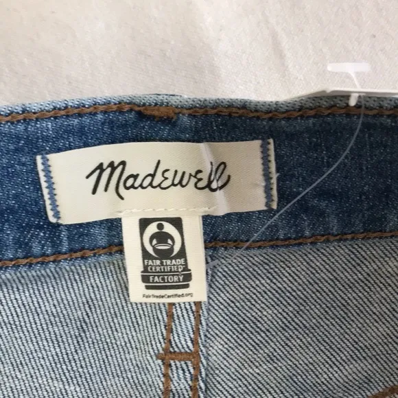NWT Madewell Sz 24 THE PERFECT JEAN SHORT IN ELLACOTT WASH distressed light wash