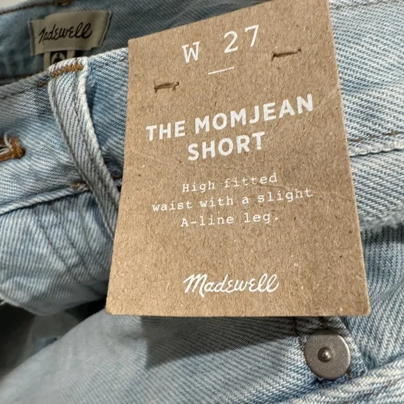 NWT Madewell The Mom Jean Button Fly Raw Hem Distressed Light Blue Shorts 27