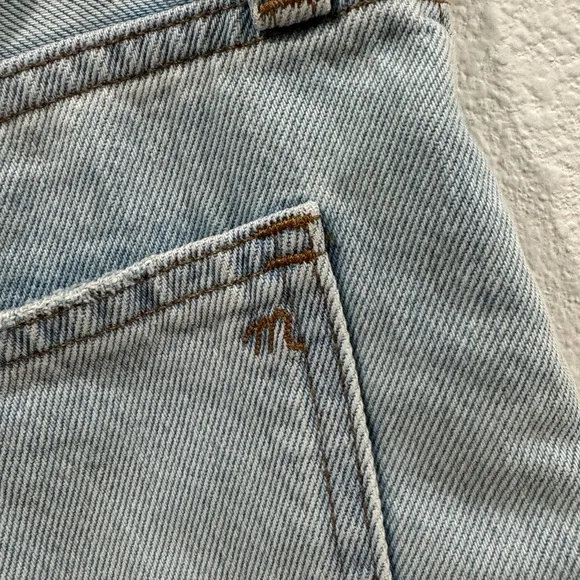 NWT Madewell The Mom Jean Button Fly Raw Hem Distressed Light Blue Shorts 27