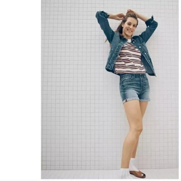 NWT‎ Madewell Denim Shorts in Burke Wash, size 26