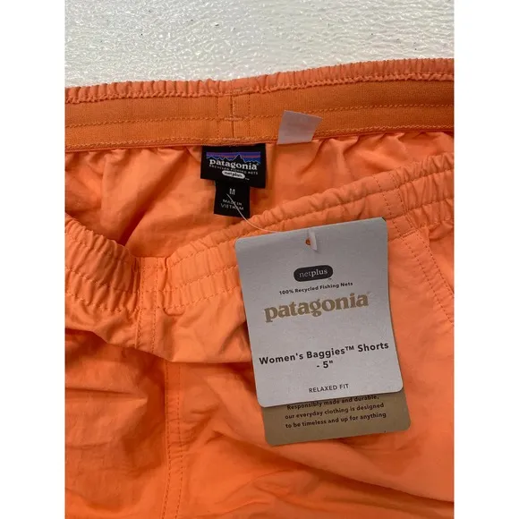 NWT Women's Patagonia Baggies Shorts 5&quot; Recycled Nylon Sz M Tigerlily Orange