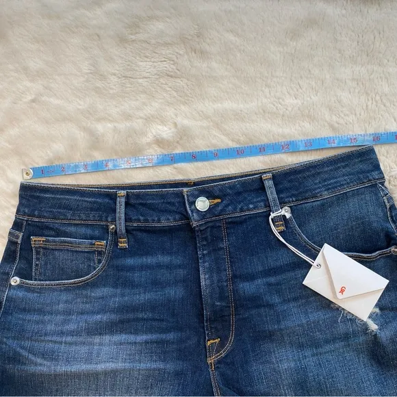 NWT(12) Good American Cut Off Denim Jean Short Distressed Blue Large Dark Wash