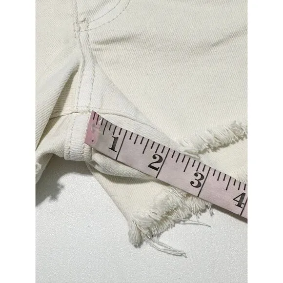 NWT Kut from the Kloth Womens Jane High-Rise Cut-Off Denim Shorts White Size 6
