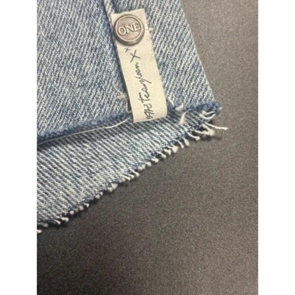 One Teaspoon NWT Legends High Waist Mom Fit Denim Shorts Salty Dog Sz27 MSRP$130