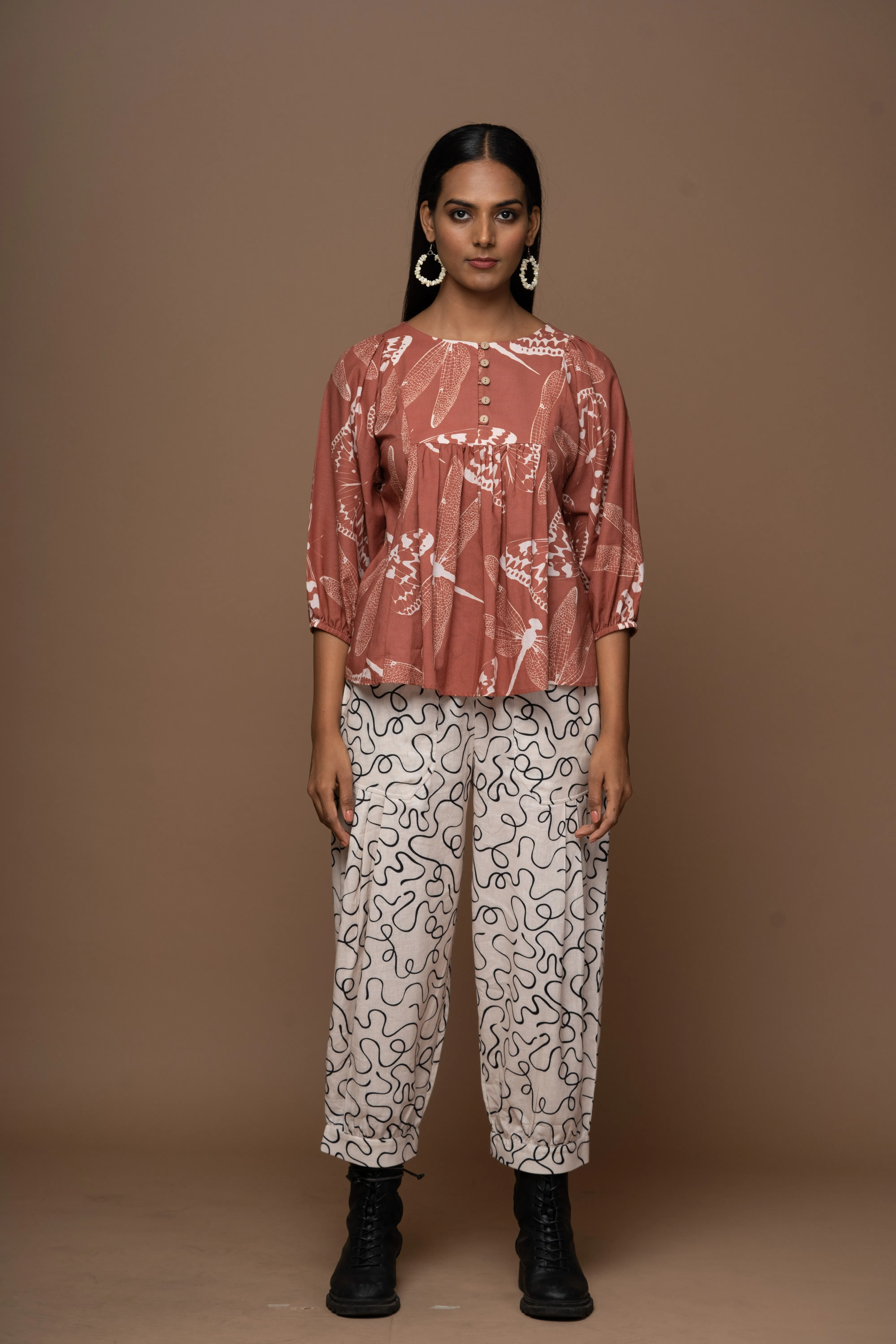 Peppy Pleats Pants in Music from the Room Pattern