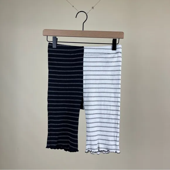 PERMANENT VACATION Duality Shorts in Black White
