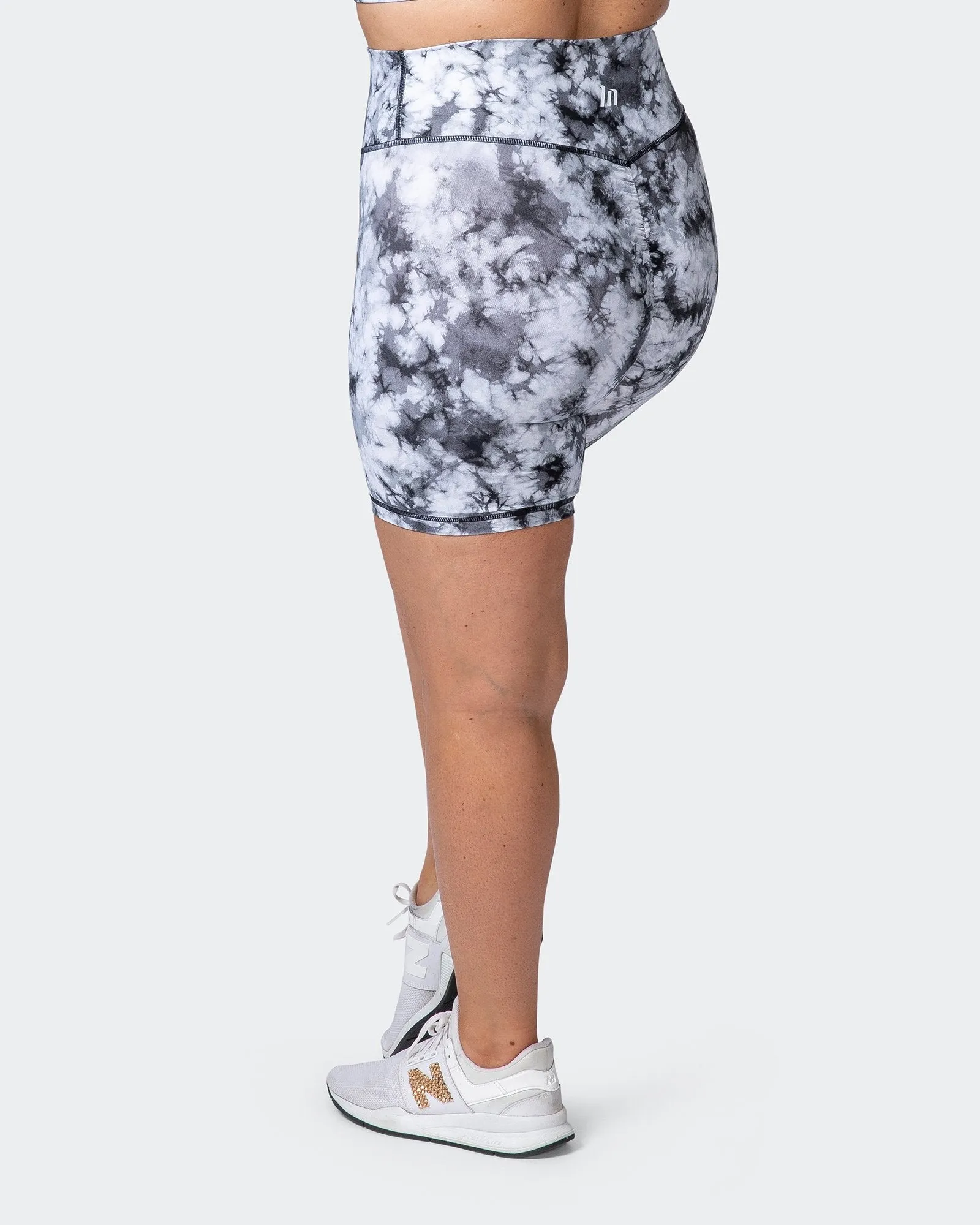 Signature Scrunch Bike Shorts - Grey Black Tie Dye Print