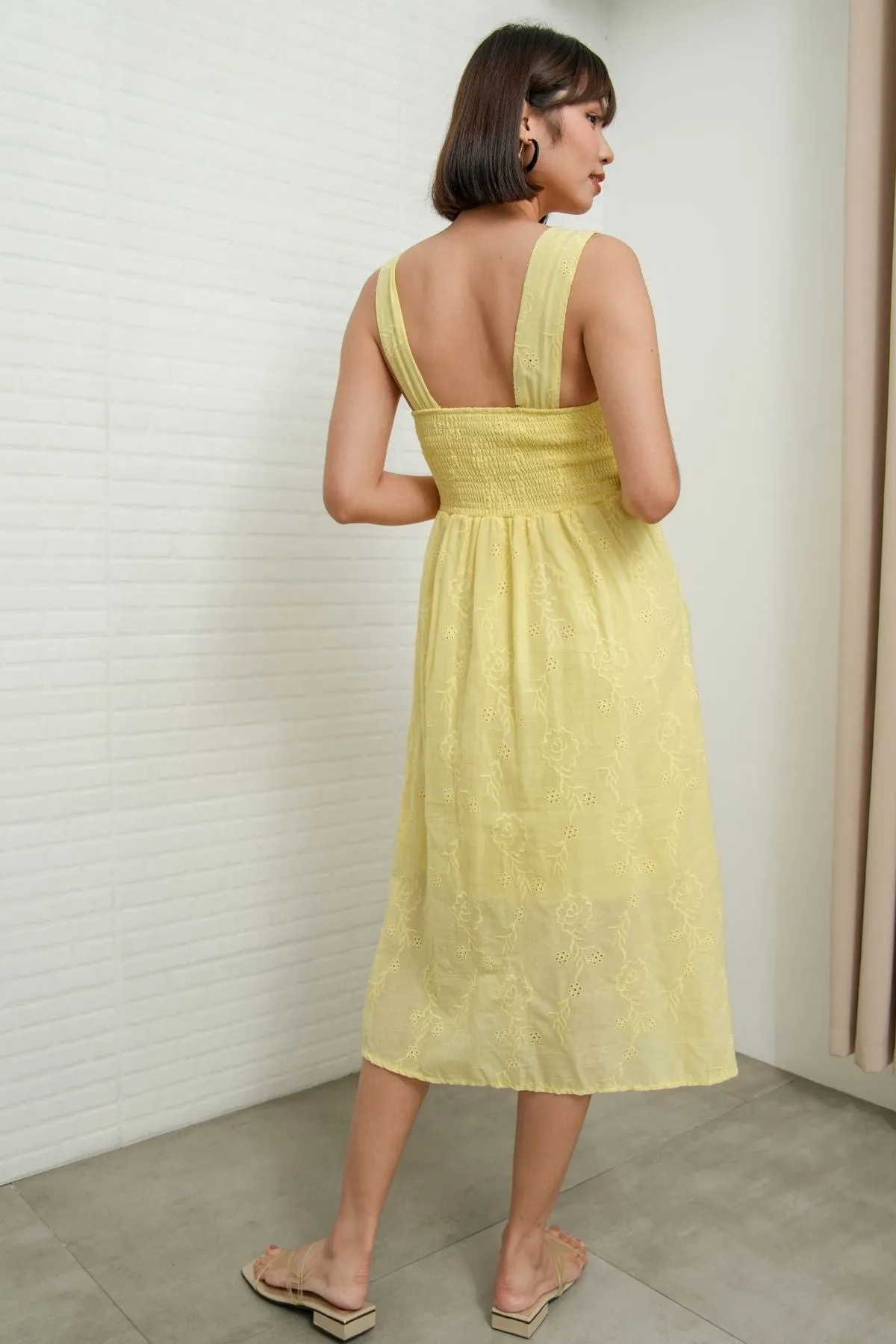 SOLEIL Sleeveless Eyelet Midi Dress (Yellow)