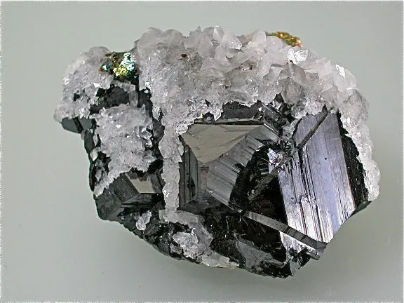 Sphalerite with Calcite, Trepca Complex, Mitrovica, Kosovo small cabinet 3 x 5.5 x 7 cm $100. Online 10/02. SOLD.