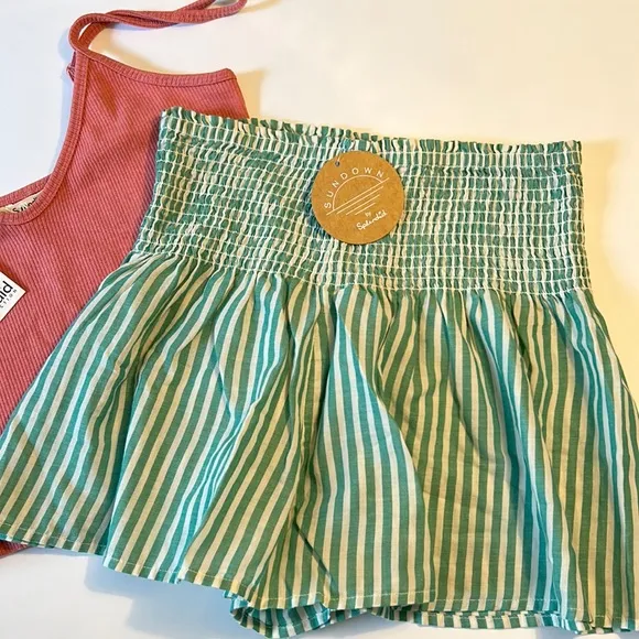 Splendid Medium SET Tank AND Sundown Shorts Rib Tank Cropped Smocked Shorts NWT