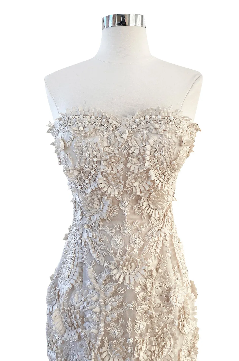 Spring 2008 Oscar De La Renta Embroidered Beaded Ribbon Work Floral Silk Organza Wedding Dress