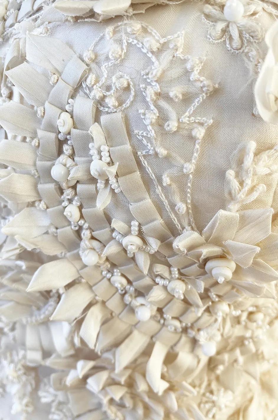 Spring 2008 Oscar De La Renta Embroidered Beaded Ribbon Work Floral Silk Organza Wedding Dress